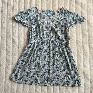 Maternity sheer blue and yellow short sleeve shirt